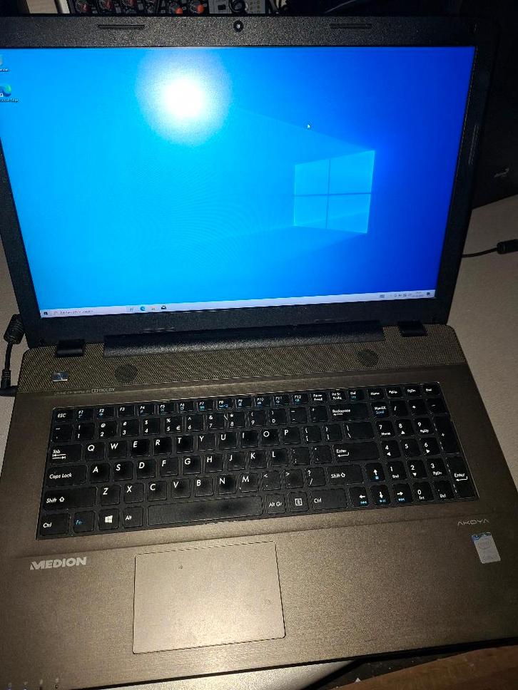 Medion akoya laptop, Computers en Software, Windows Laptops, Gebruikt, 17 inch of meer, SSD, 2 tot 3 Ghz, Qwerty, Ophalen