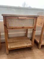 2 Nachtkastjes in goede staat, Huis en Inrichting, Tafels | Sidetables, Ophalen, Gebruikt, Minder dan 50 cm, Overige houtsoorten