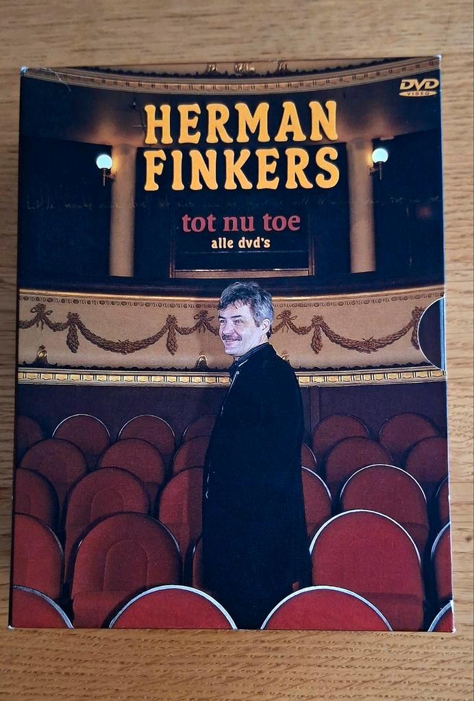 Herman Finkers - Tot Nu Toe - Alle DVD's Boxset, Cd's en Dvd's, Cd's | Humor en Cabaret, Zo goed als nieuw, Boxset, Ophalen