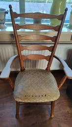 Vintage massief eiken stoel, Antiek en Kunst, Antiek | Meubels | Stoelen en Banken, Ophalen