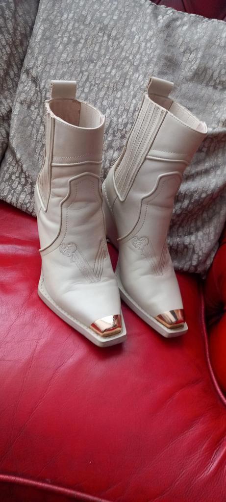 Josh v Leren Laarzen Maat 38, Kleding | Dames, Schoenen, Zo goed als nieuw, Lage of Enkellaarzen, Beige, Ophalen of Verzenden