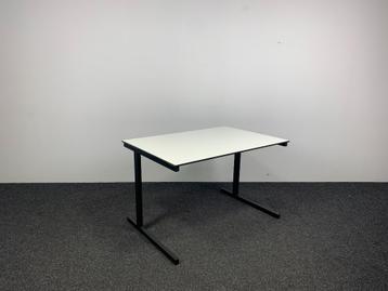 Gispen Tafel | 75,5 x 120 x 80 cm 24299 beschikbaar voor biedingen