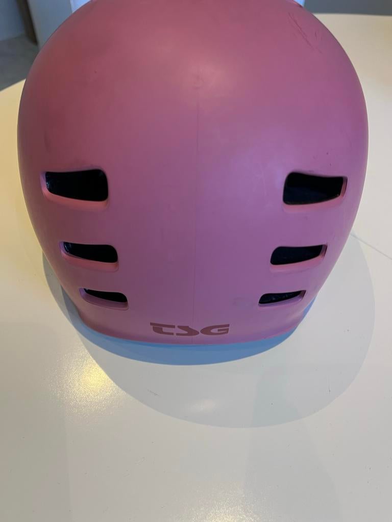 TSG SKATE - Helm, Sport en Fitness, Skateboarden, Ophalen, Zo goed als nieuw, Bescherming