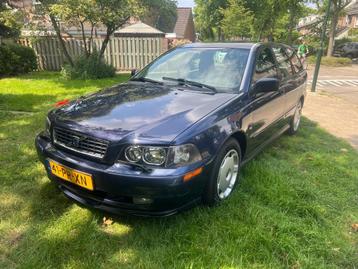 SLECHTS 141684KM Volvo V40 1.8 EUROPA 2004 AIRCO APK 3-2026 beschikbaar voor biedingen