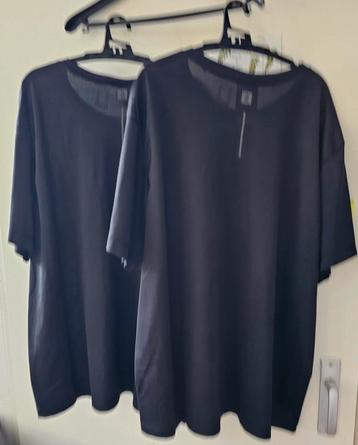 2 nieuwe decathlon sportshirts 2XL beschikbaar voor biedingen