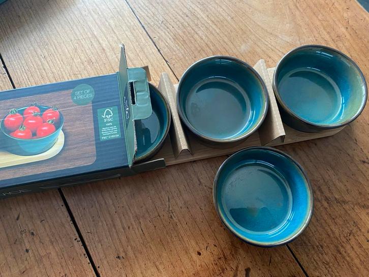 Tapas schaaltjes. Sets per 3 op bamboe plateau - Nieuw!, Huis en Inrichting, Keuken | Keukenbenodigdheden, Nieuw, Ophalen of Verzenden