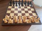 Groot houten schaakspel, Ophalen of Verzenden, Zo goed als nieuw