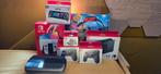 Switch OLED (wit) met accessoires (origineel in doos), Switch OLED, Met games, Ophalen of Verzenden, Zo goed als nieuw