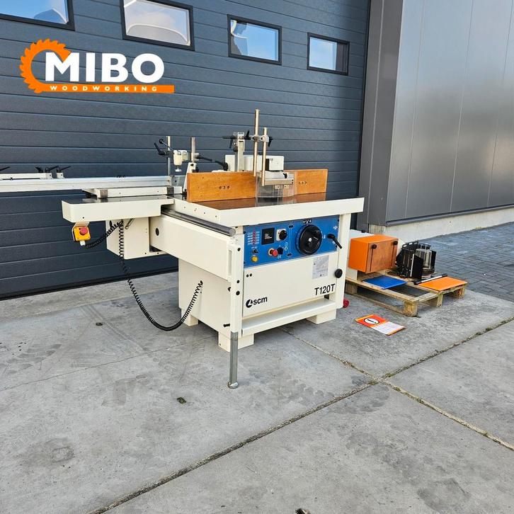 SCM Freesmachine plus pennentafel * zgan * tafelfrees, Doe-het-zelf en Verbouw, Gereedschap | Freesmachines, Zo goed als nieuw