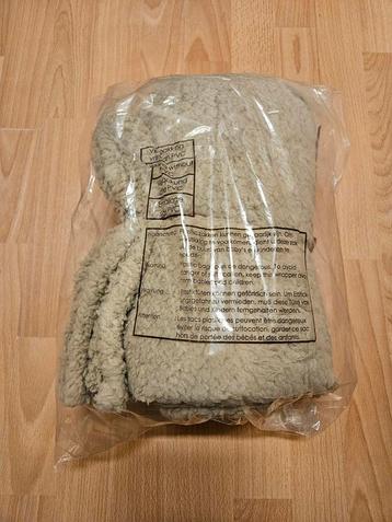 teddy deken beschikbaar voor biedingen