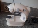Super compacte Elektrische naaimachine, Ophalen, Zo goed als nieuw, Naaimachine, Overige merken