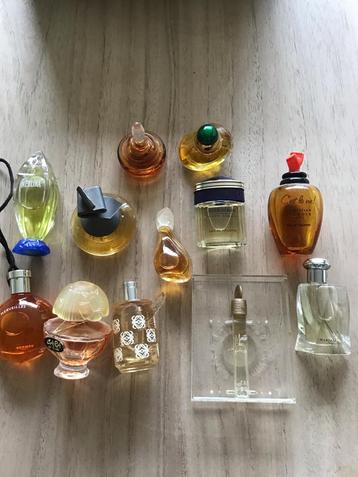 Parfum Miniaturen Verzameling beschikbaar voor biedingen