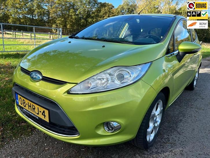 Ford Fiesta 1.25 Titanium trekhaak airco en zeer netjes, Auto's, Ford, Bedrijf, Te koop, Fiësta, Airbags, Airconditioning, Boordcomputer