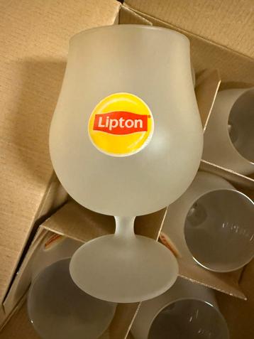 Nieuwe Lipton Glazen beschikbaar voor biedingen