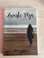 Zwarte Pijn - Maria van Rijn, Boeken, Ophalen of Verzenden, Zo goed als nieuw, Nederland