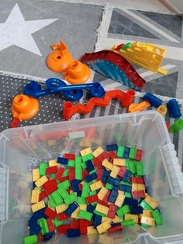 Knikkerbaan  beschikbaar voor biedingen