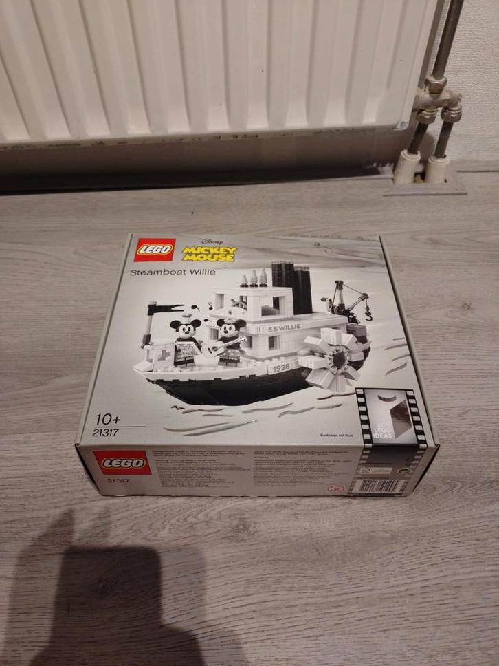 LEGO Ideas 21317 Steamboat Willie - Nieuw in doos!, Kinderen en Baby's, Speelgoed | Duplo en Lego, Nieuw, Lego, Complete set, Ophalen of Verzenden