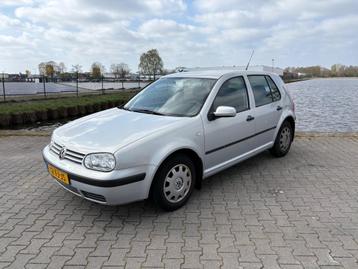Volkswagen GOLF 1.4 16V Trend  beschikbaar voor biedingen