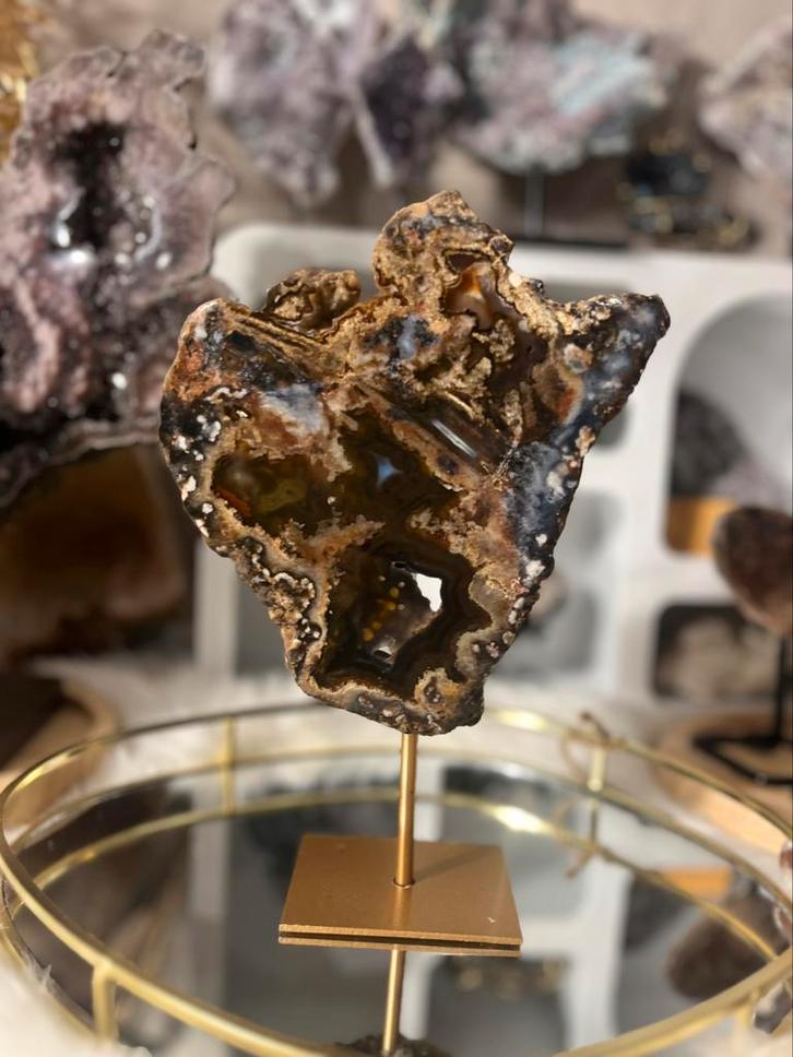 Agaat Geode met Open Kern – op Gouden Voet, Verzamelen, Mineralen en Fossielen, Ophalen of Verzenden