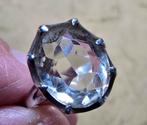 Zilveren ring met facet geslepen heldere steen, Gebruikt, Ophalen of Verzenden, 17 tot 18, Dame