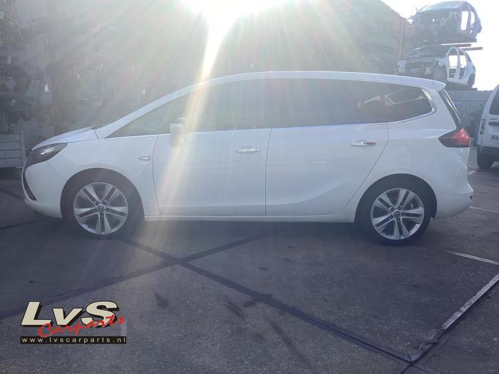 Velgen set + banden van een Opel Zafira, Auto-onderdelen, Banden en Velgen, Gebruikt, -, -, Ophalen of Verzenden