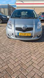 Toyota Yaris 1.3 VVTI 5 deurs, Particulier, Te koop