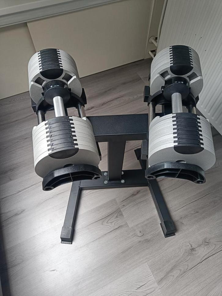 Verstelbare dumbells halters set 2x 36kg + statief, Sport en Fitness, Fitnessmaterialen, Zo goed als nieuw, Dumbbell, Ophalen of Verzenden
