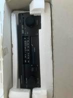 Grundig autoradio vintage, Auto diversen, Autoradio's, Ophalen of Verzenden, Gebruikt