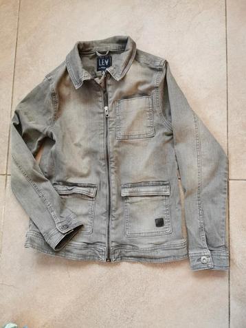 Stoer Jasje van LEV - Maat 146/152 beschikbaar voor biedingen