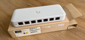 Unifi 8 poorts switch ultra (USW-Ultra) beschikbaar voor biedingen