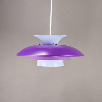 Paarse hanglamp uit Denemarken, vintage scandinavische lamp beschikbaar voor biedingen