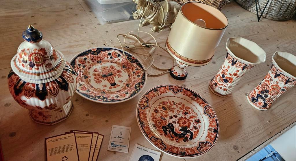 Mooie set van
De Porceleyne Fles.
Met certificaten
Ophalen o, Ophalen