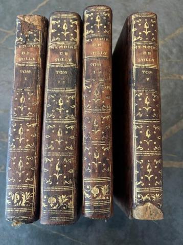 4 Antieke Decoratieve Boeken - 1778 beschikbaar voor biedingen