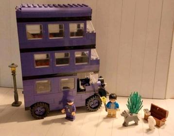 Lego Harry Potter Bus 4755.  beschikbaar voor biedingen