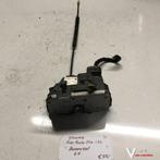 Fiat Punto Evo 5drs  1.3 Diesel 2011 2500104   Binnenslot Li