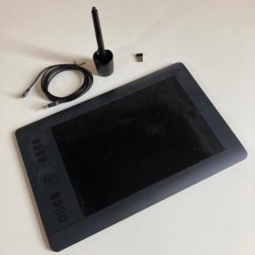 Wacom Intuos Pro medium tablet beschikbaar voor biedingen