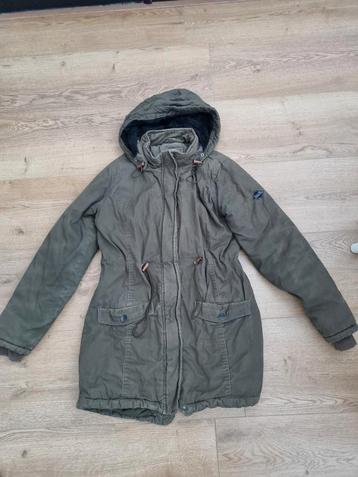 Leuke dames winterjas maat S beschikbaar voor biedingen