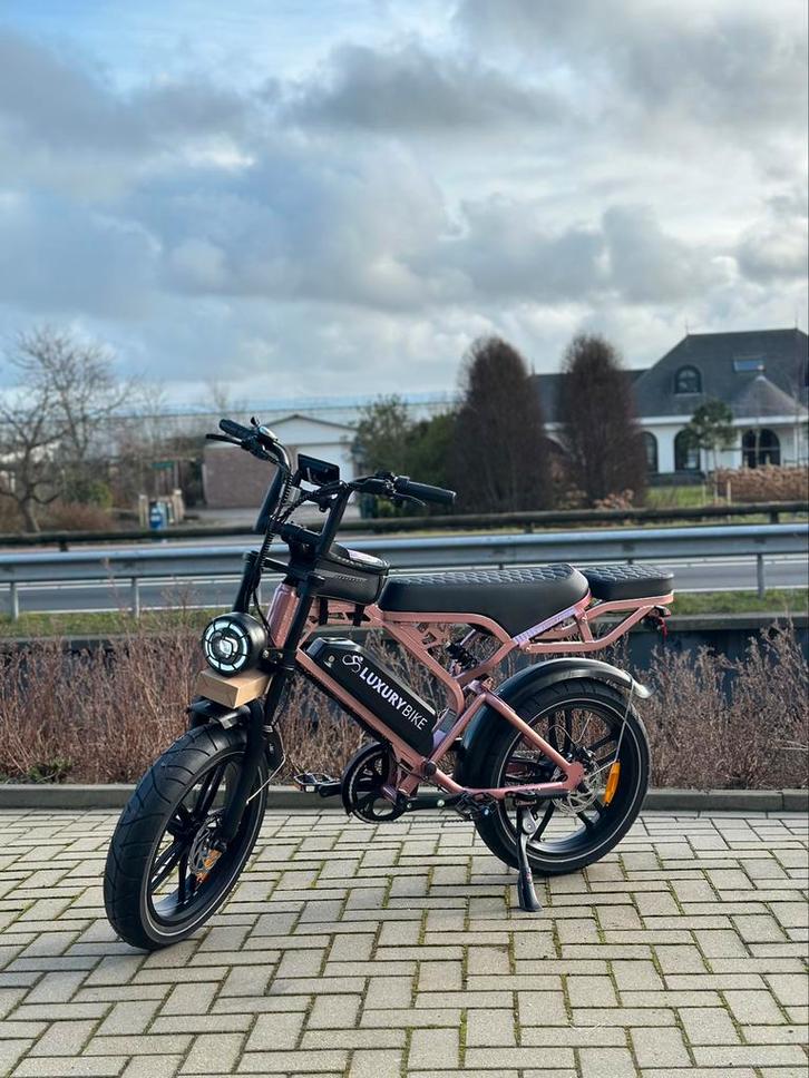 NIEUW CUSTOM FATBIKE | LEGAAL V20 PRO | 250 WATT | FULL OPTI, Fietsen en Brommers, Elektrische fietsen, Nieuw, Overige merken