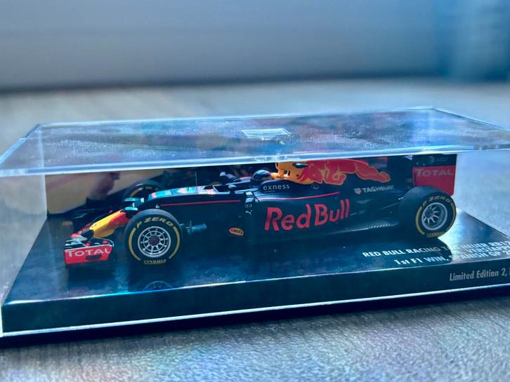Max Verstappen 1st F1 win Barcelona 2016, Verzamelen, Automerken, Motoren en Formule 1, Nieuw, Auto's, Ophalen of Verzenden