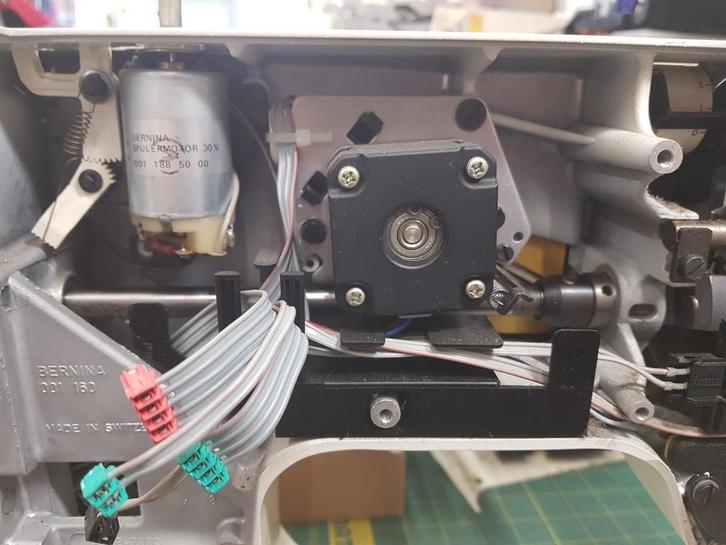 Onderdelen voor Bernina 1120 -1130- 1260, Hobby en Vrije tijd, Naaimachines en Toebehoren, Lockmachine, Bernina, Ophalen of Verzenden