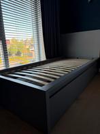 Ikea Malm Eenpersoonsbed 90x200 cm, Huis en Inrichting, Slaapkamer | Bedden, Ophalen, 90 cm, Eenpersoons, Zo goed als nieuw