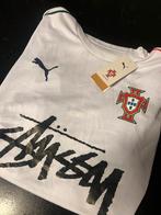 Stussy x Portugal Voetbalshirt - Maat XL, Kleding | Heren, T-shirts, Wit, Stussy, Maat 56/58 (XL), Ophalen of Verzenden