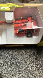 Te koop kuhn maaier uh, Hobby en Vrije tijd, Modelauto's | 1:32, Ophalen, Zo goed als nieuw, Tractor of Landbouw, Universal Hobbies