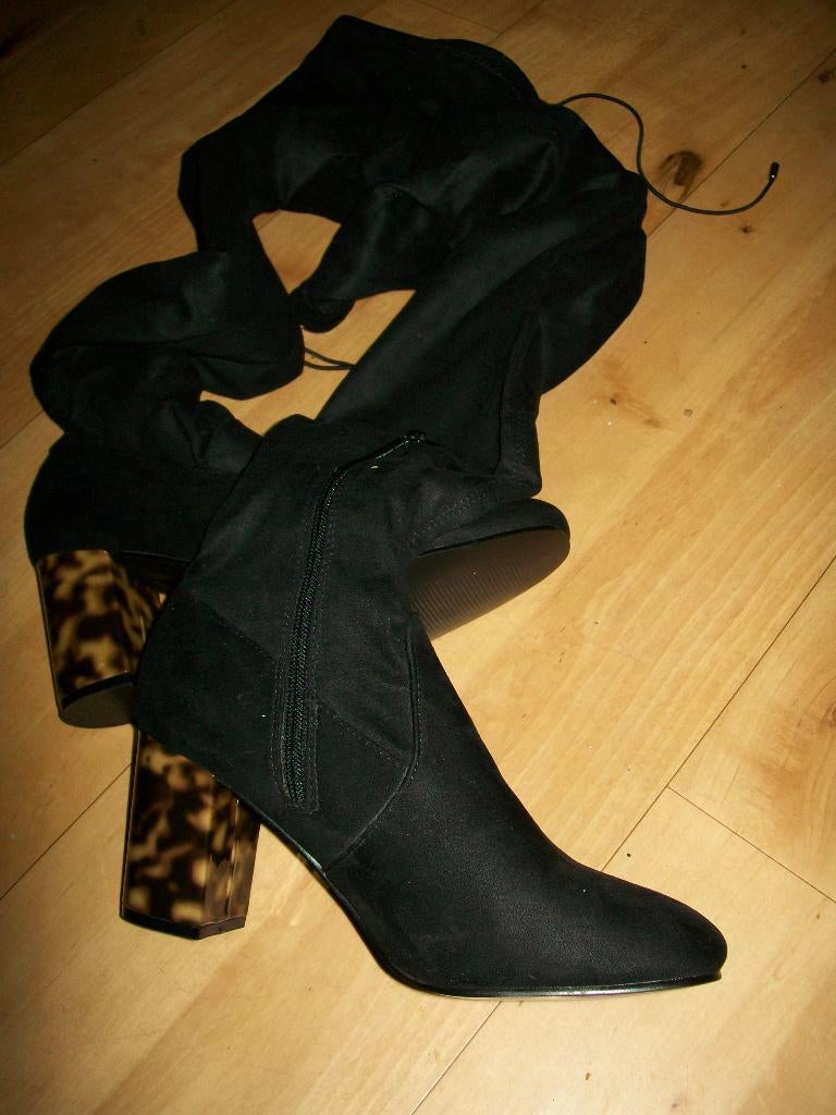 Overknee Laarzen zwart met schildpad hak 41 Asos, Hoge laarzen, Zwart, Nieuw, Ophalen of Verzenden