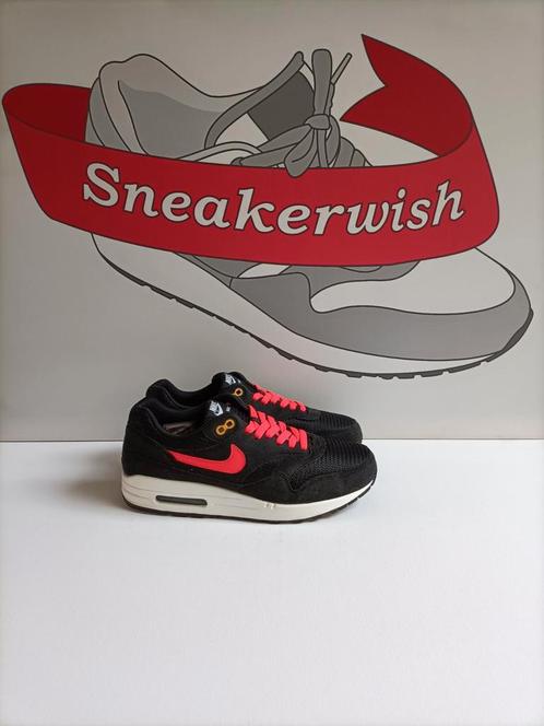 Nike Air Max 1 iD Black Pink EU 41, Kleding | Heren, Schoenen, Zo goed als nieuw, Sneakers of Gympen, Zwart, Ophalen of Verzenden