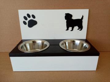 Kleinere houten Honden voer /water bakhouders beschikbaar voor biedingen