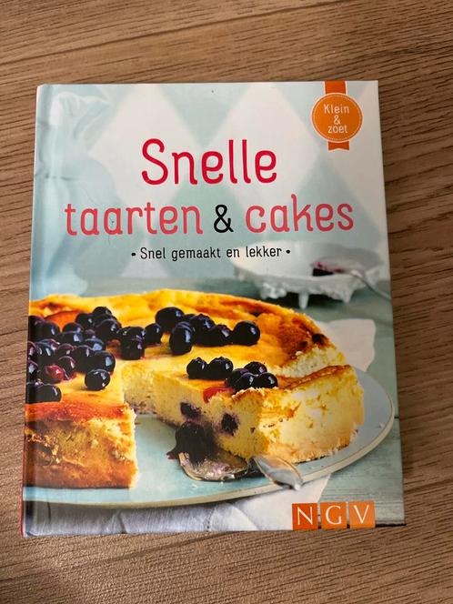 Snelle taarten & cakes - Kookboek, Boeken, Kookboeken, Zo goed als nieuw, Taart, Gebak en Desserts, Ophalen of Verzenden