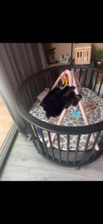 Zwarte box, Kinderen en Baby's, Boxen, Ophalen of Verzenden, Zo goed als nieuw, Rond, In hoogte verstelbaar