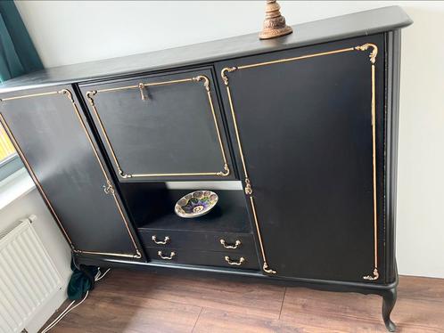 Antieke kast , zwart met gouden details, Huis en Inrichting, Kasten | Dressoirs, Gebruikt, 150 tot 200 cm, 25 tot 50 cm, Ophalen