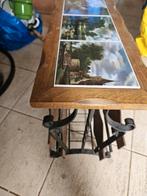 Vintage  gietijzeren lectuur, krantenbak, Antiek en Kunst, Ophalen